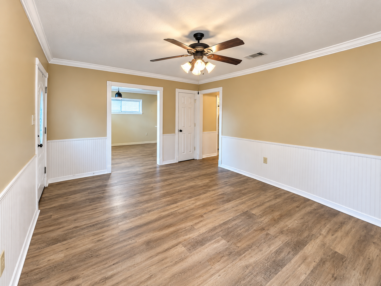 306 E Cherry Dr - Photo 3 of 18