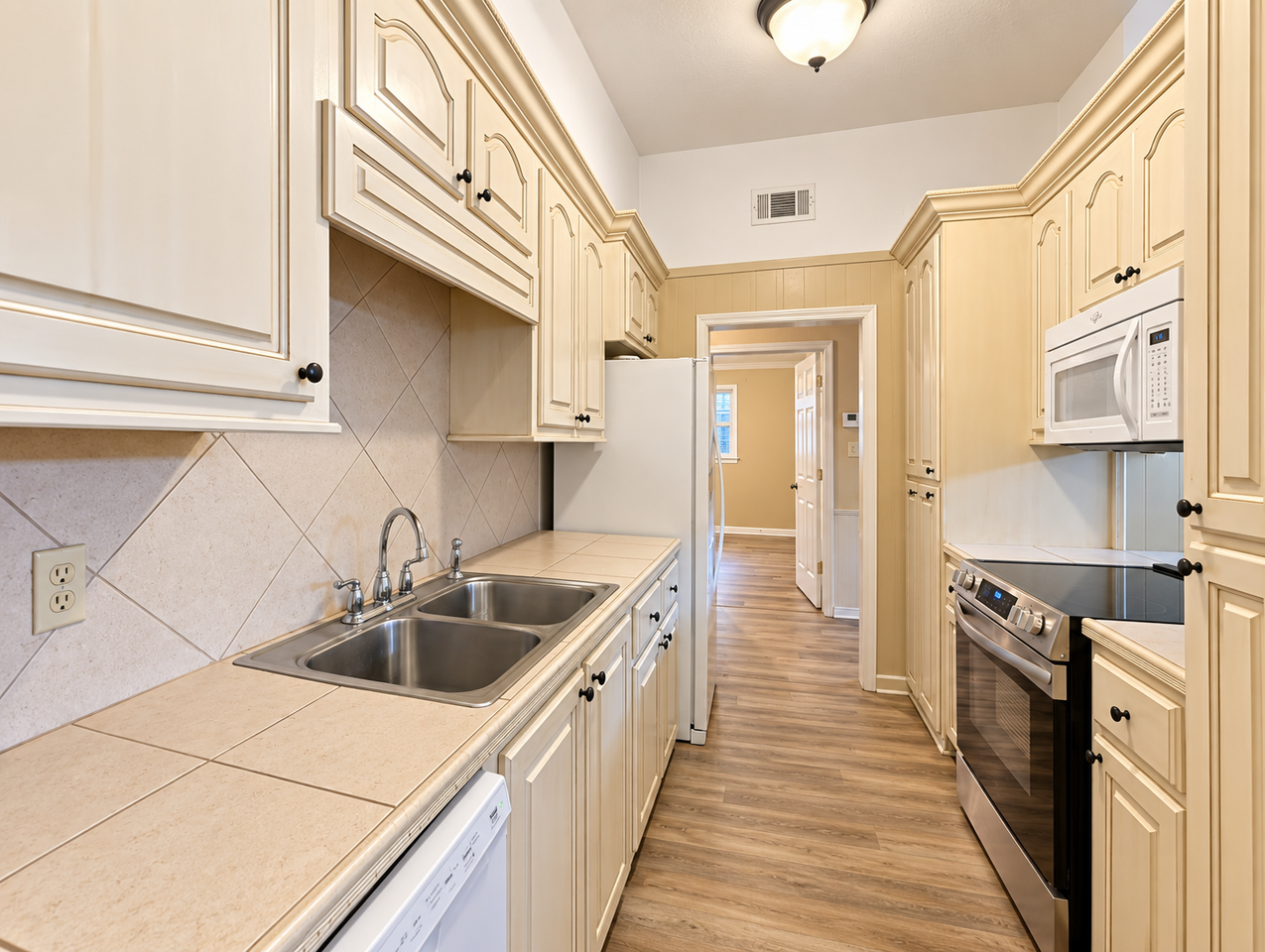 306 E Cherry Dr - Photo 6 of 18