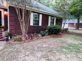 featured image of 19 Suncrest Cir