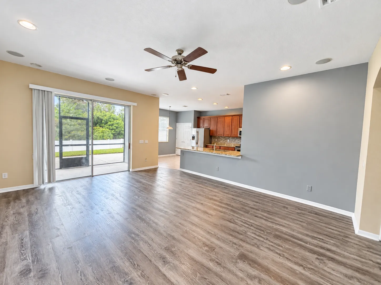 18924 Narimore Dr - Photo 4 of 26