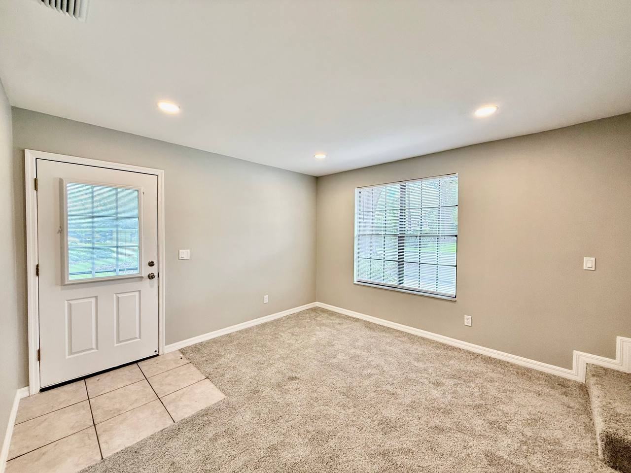 16596 Brigadoon Dr - Photo 5 of 47