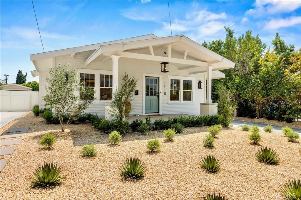 1410 E California Ave - Photo 2 of 36