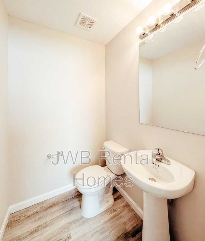 8736 Eaton Ave - Photo 7 of 17