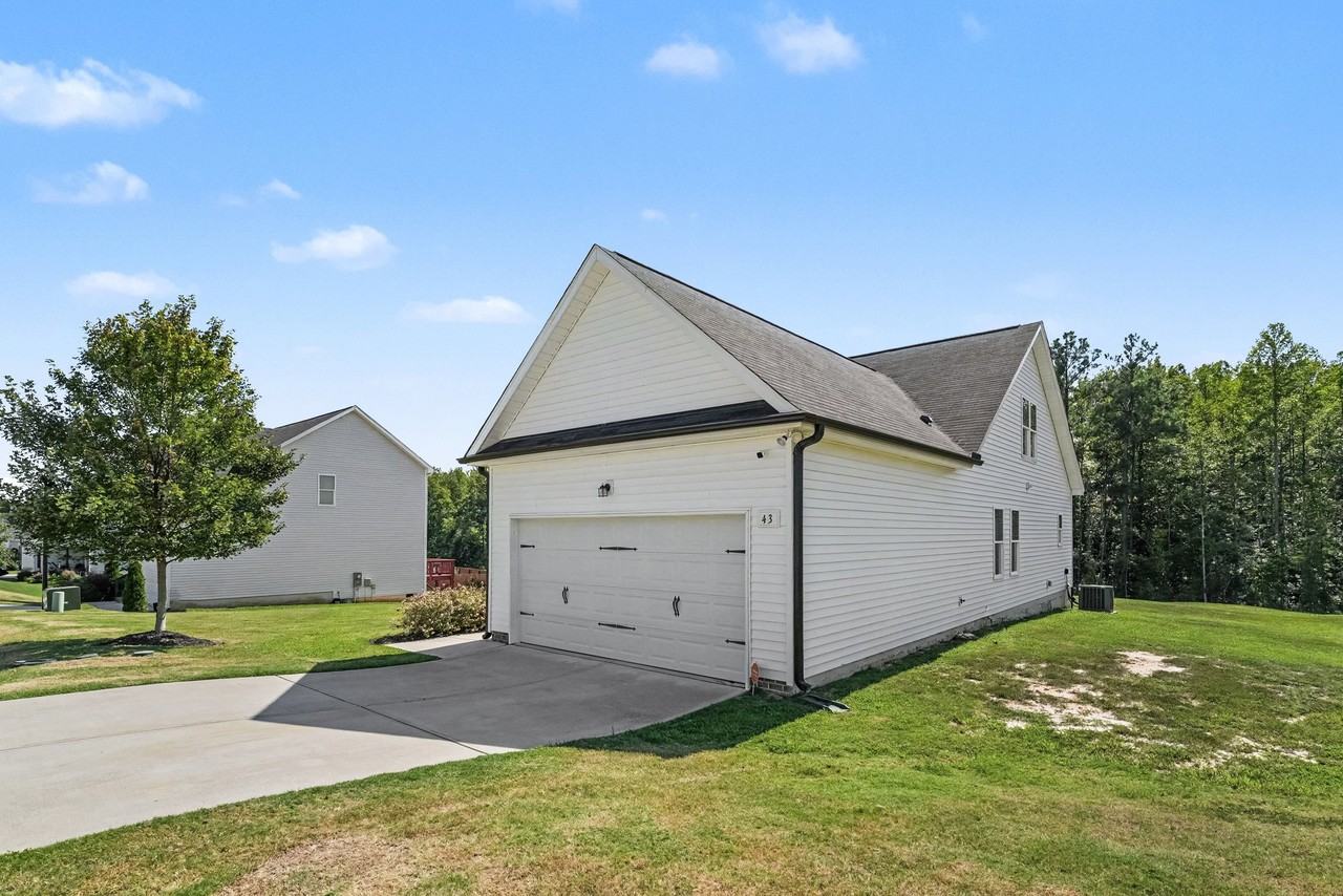 43 Henhouse Ct - Photo 3 of 31