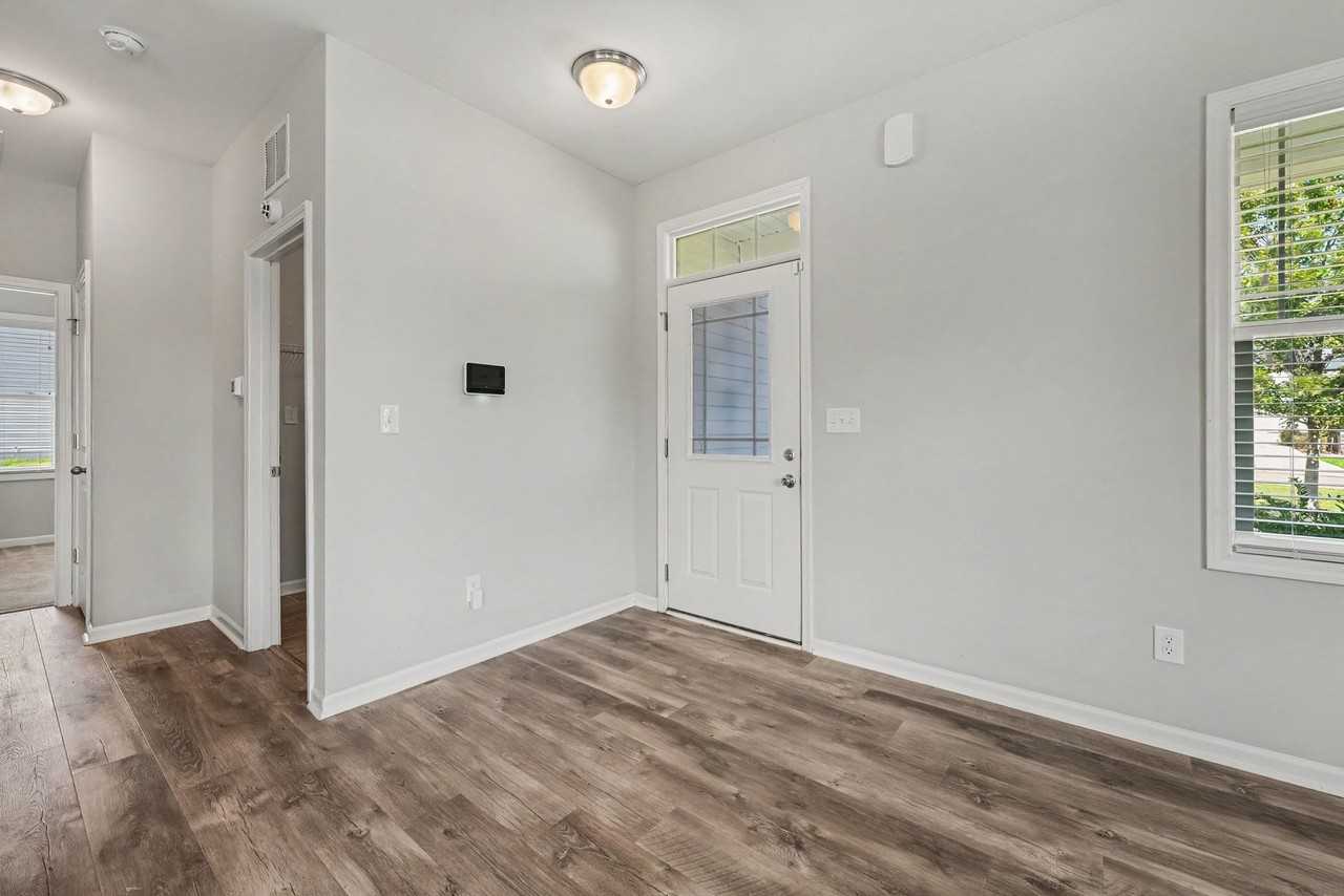 43 Henhouse Ct - Photo 5 of 31