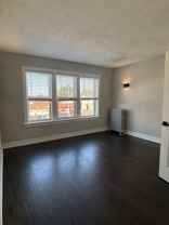 2759 N Kilbourn Ave - Photo 1 of 1