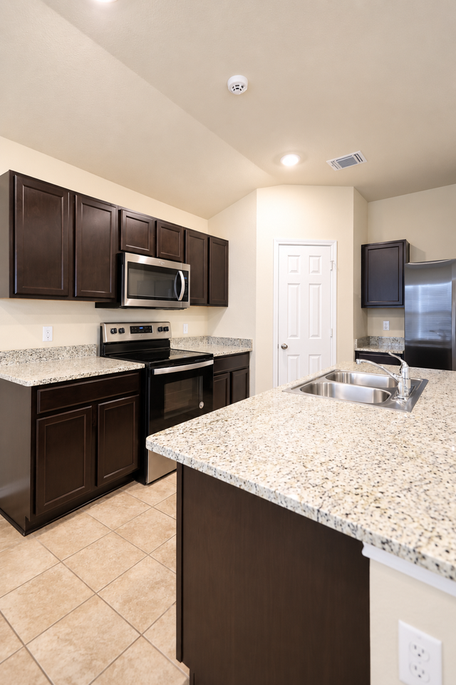 5912 Sally Ride Ln - Photo 4 of 15