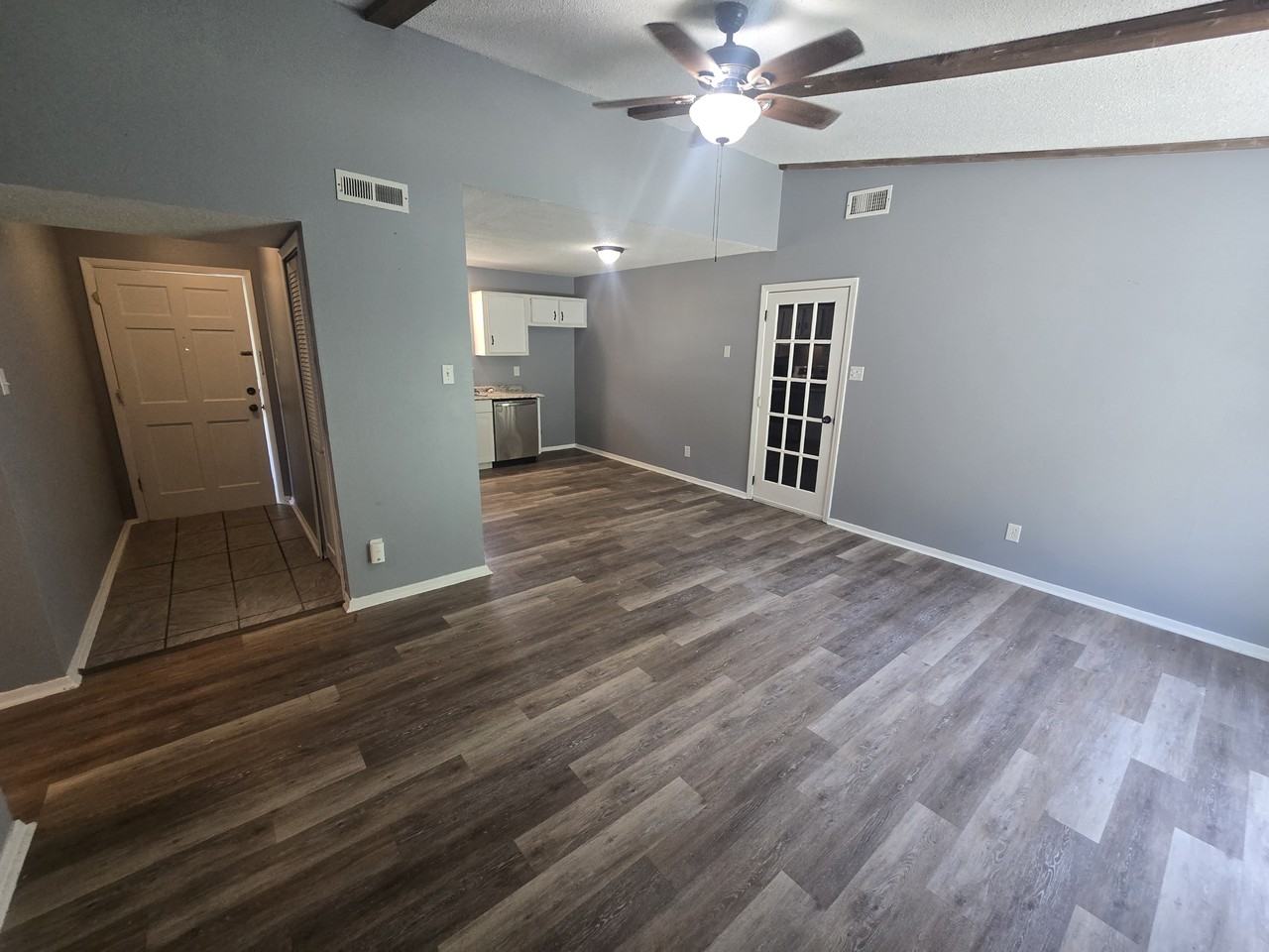 21 Meadowlark Dr - Photo 4 of 16