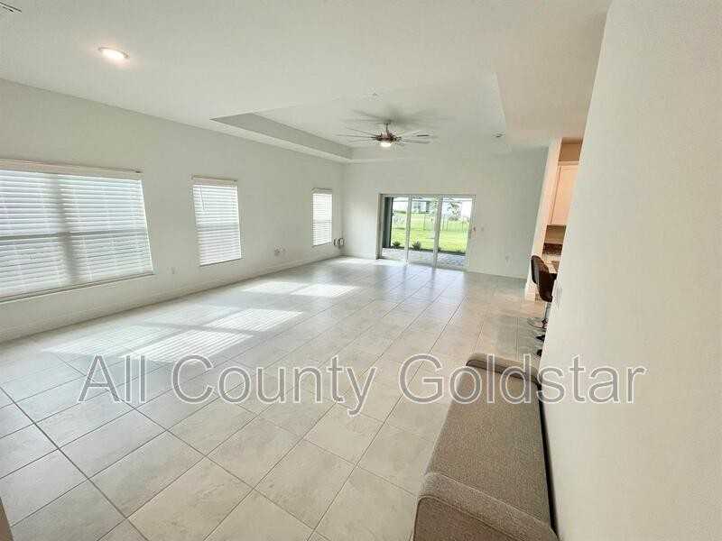 16901 Lazzo Dr - Photo 3 of 12