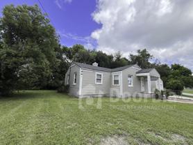 2640 Bayview Rd - Photo 1 of 1