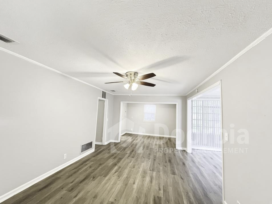2640 Bayview Rd - Photo 4 of 22