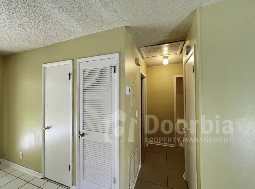7500 Necia Dr S - Photo 5 of 15