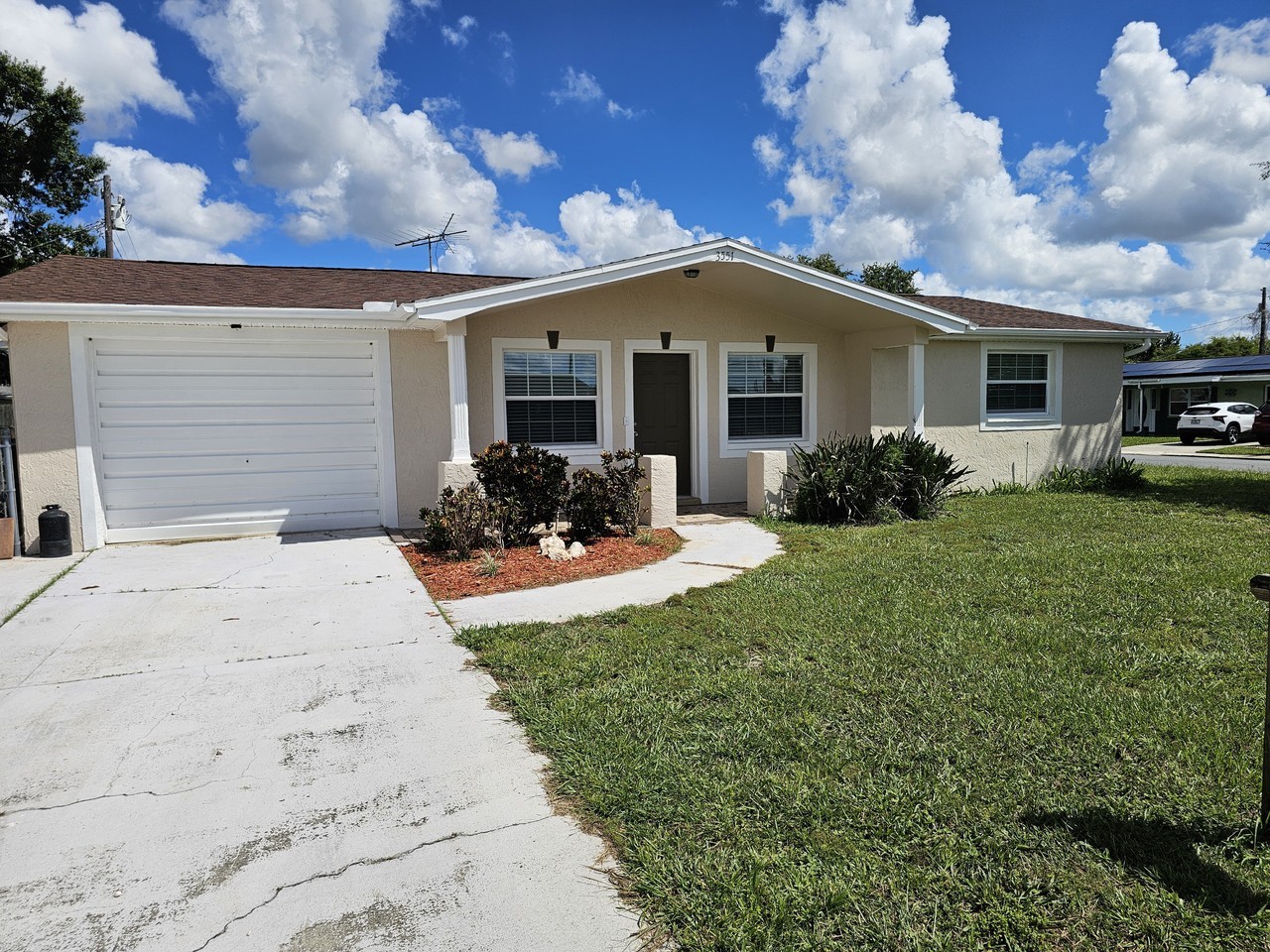 3551 Emory Dr - Photo 2 of 21