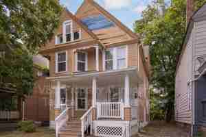 featured image of 1583 East Blvd #UP