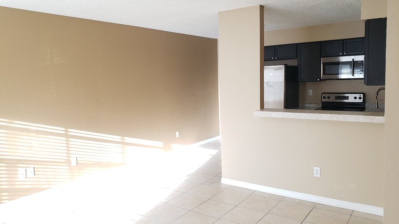21020 Voyager Blvd #5 - Photo 7 of 20