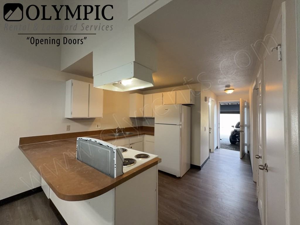 10740 Littlerock Rd Sw - Photo 4 of 16