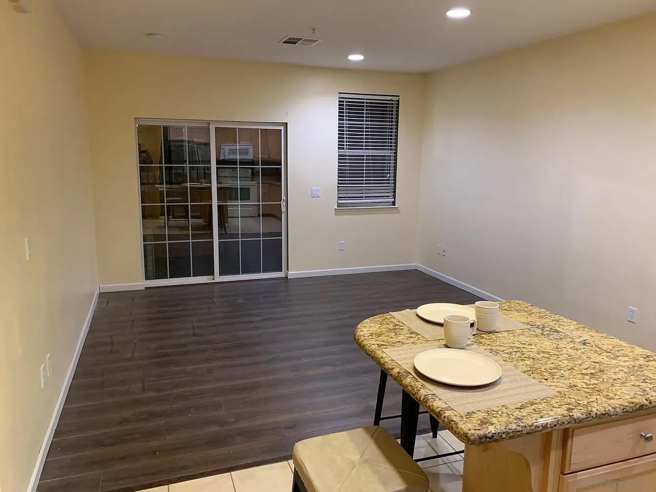 88 N Jackson Ave #104 - Photo 4 of 14