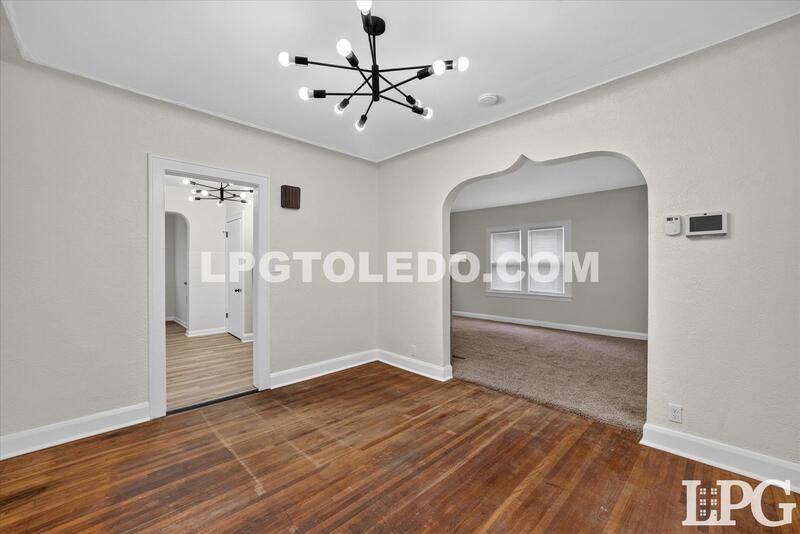 1467 Craigwood Rd - Photo 6 of 34
