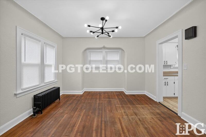 1467 Craigwood Rd - Photo 7 of 34