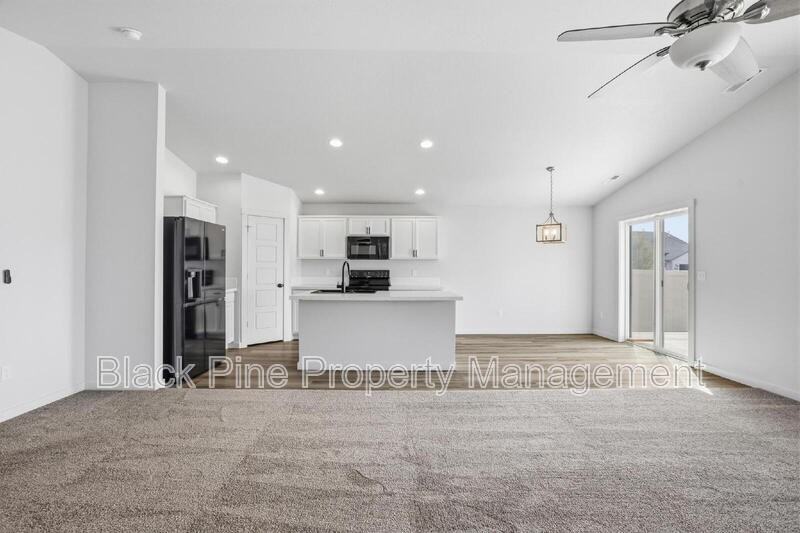 7631 E Merganser Dr - Photo 6 of 32