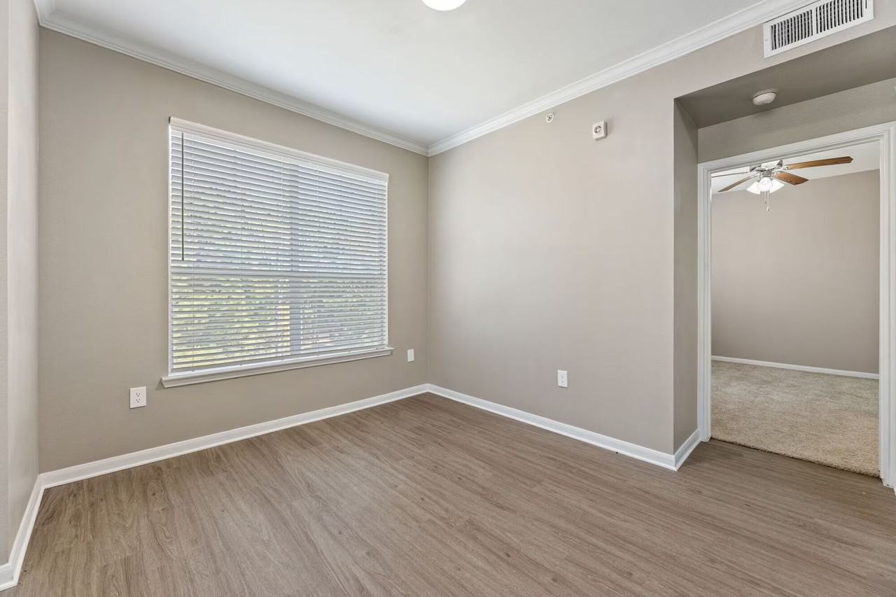 10221 Centrepark Dr #LS2 - Photo 4 of 11