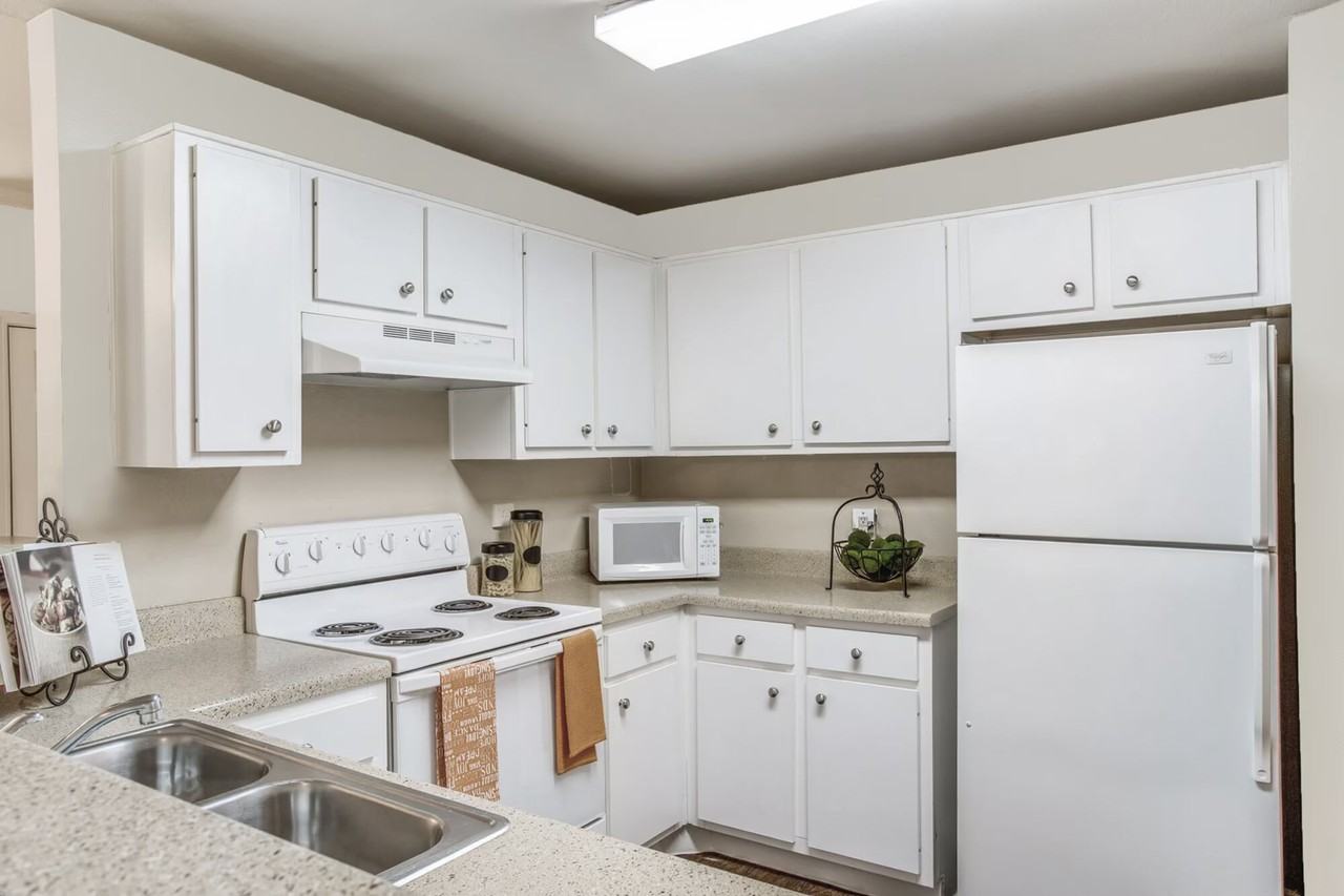 10221 Centrepark Dr #LS3 - Photo 2 of 10