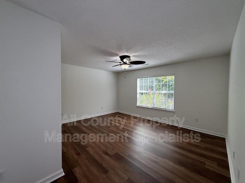 212 Aderley Oak Loop - Photo 4 of 14