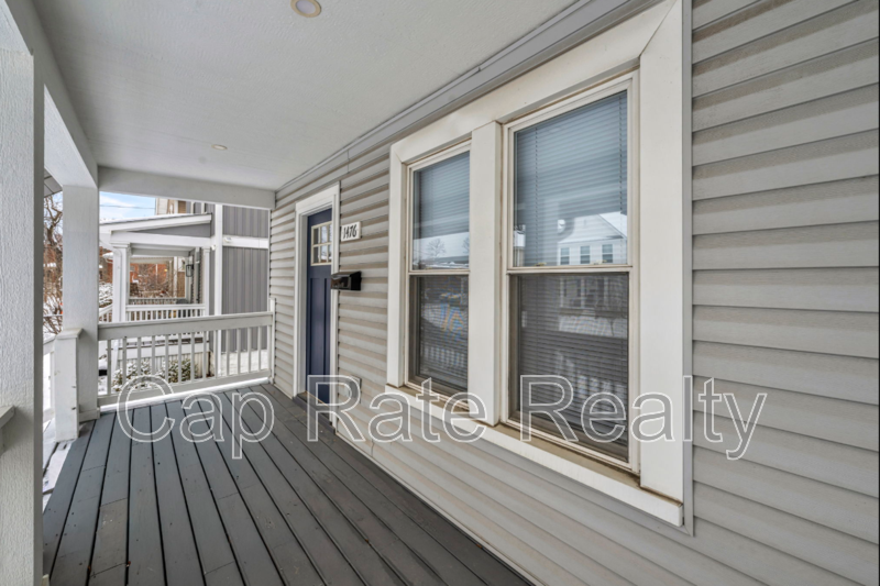 1476 N 6th St - Photo 4 of 34
