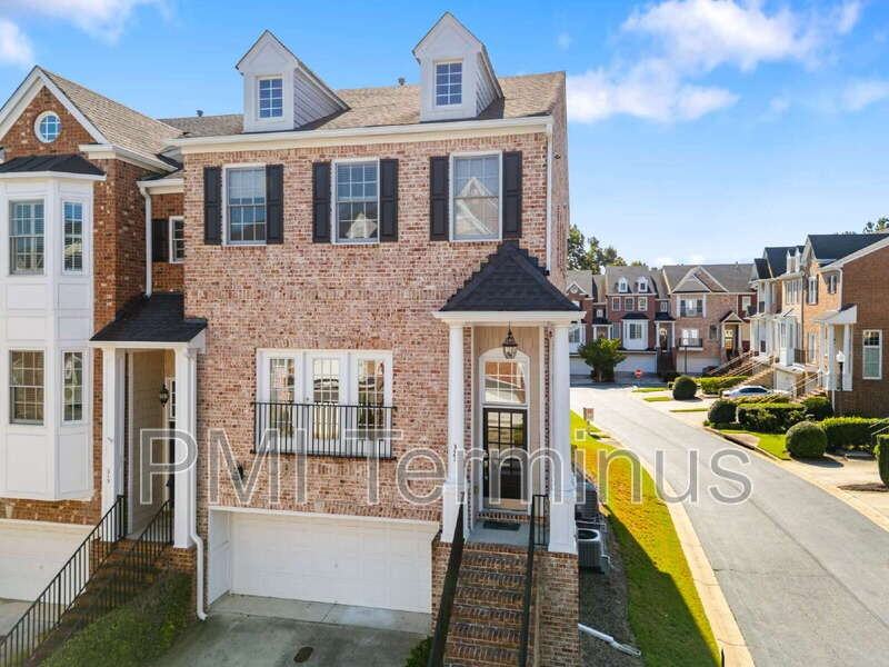 321 Creekbank Way Se - Photo 2 of 50