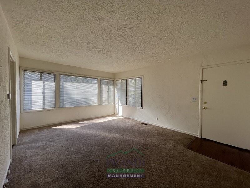 20 Gardner St #3 - Photo 3 of 11