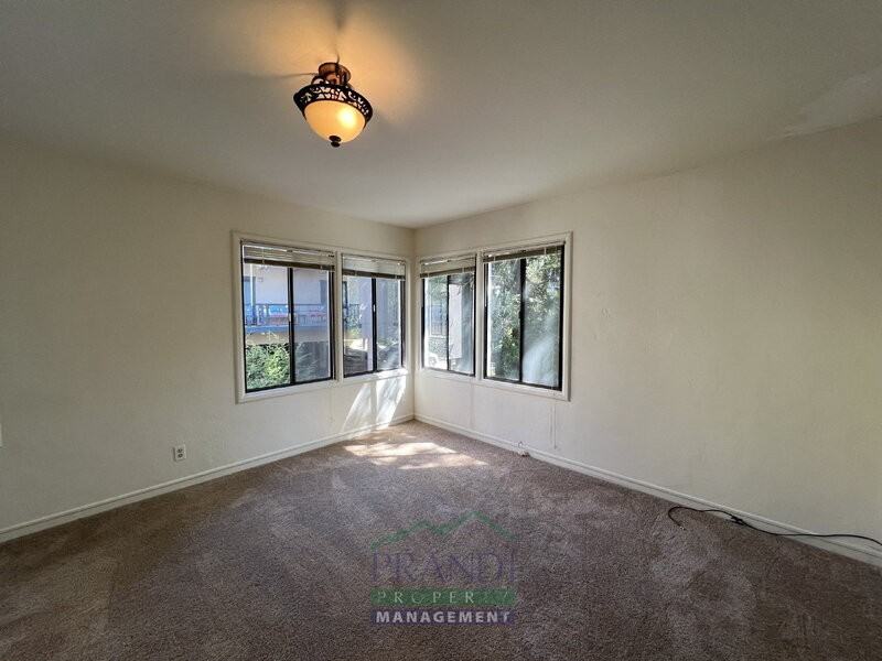 20 Gardner St #3 - Photo 6 of 11