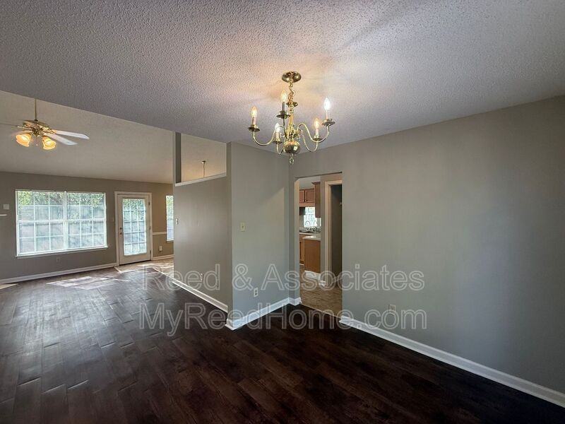 70 Clear Springs Dr - Photo 3 of 19