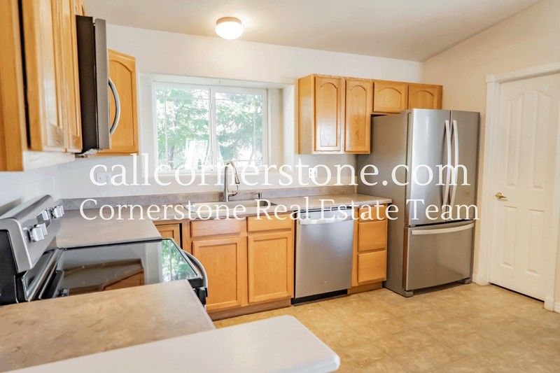 1415 Madison Ridge Hts - Photo 4 of 15