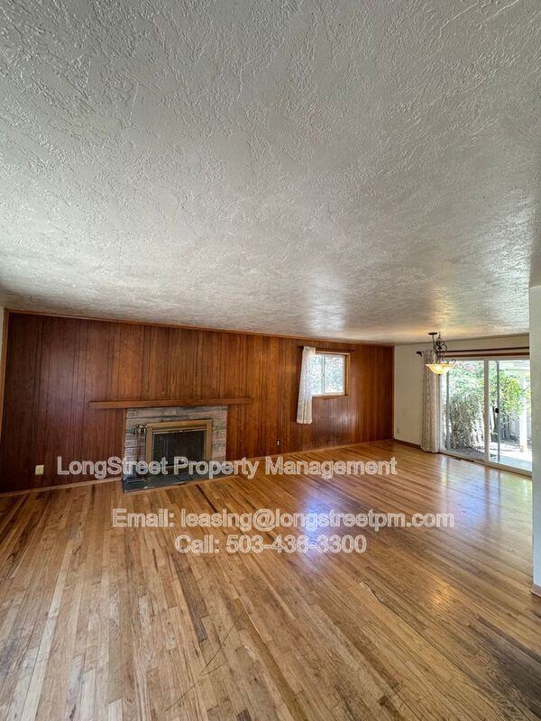 720 Sw 53rd St - Photo 3 of 21