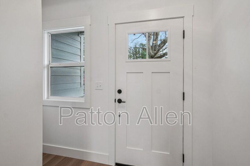 32 Brice St - Photo 3 of 28