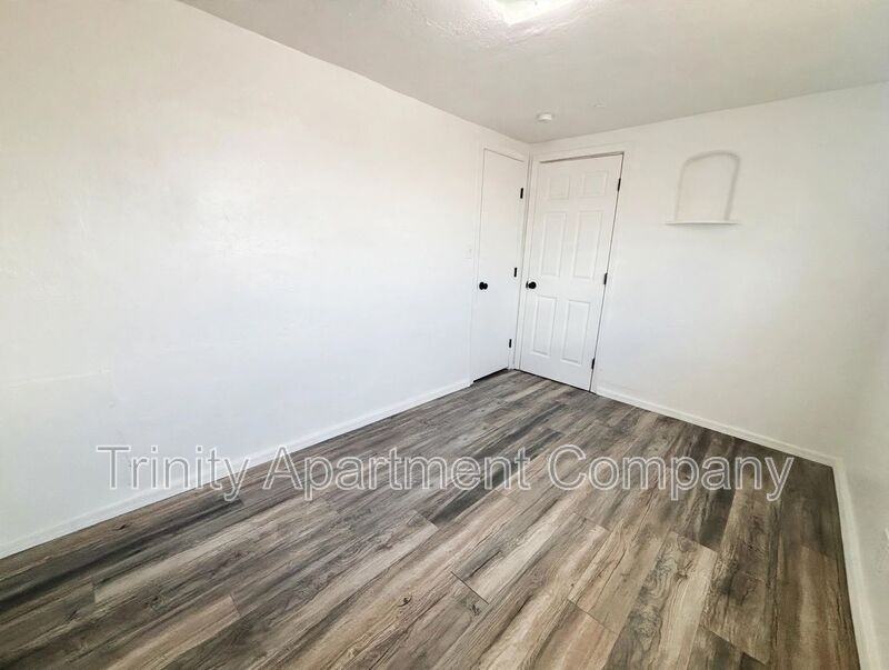 644 Louisiana Blvd Se - Photo 6 of 12
