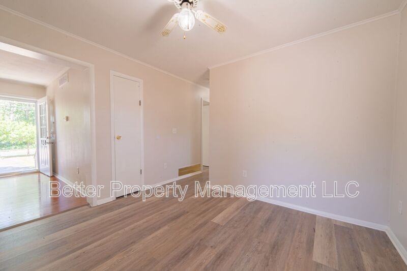 239 Luciano Ave - Photo 6 of 25