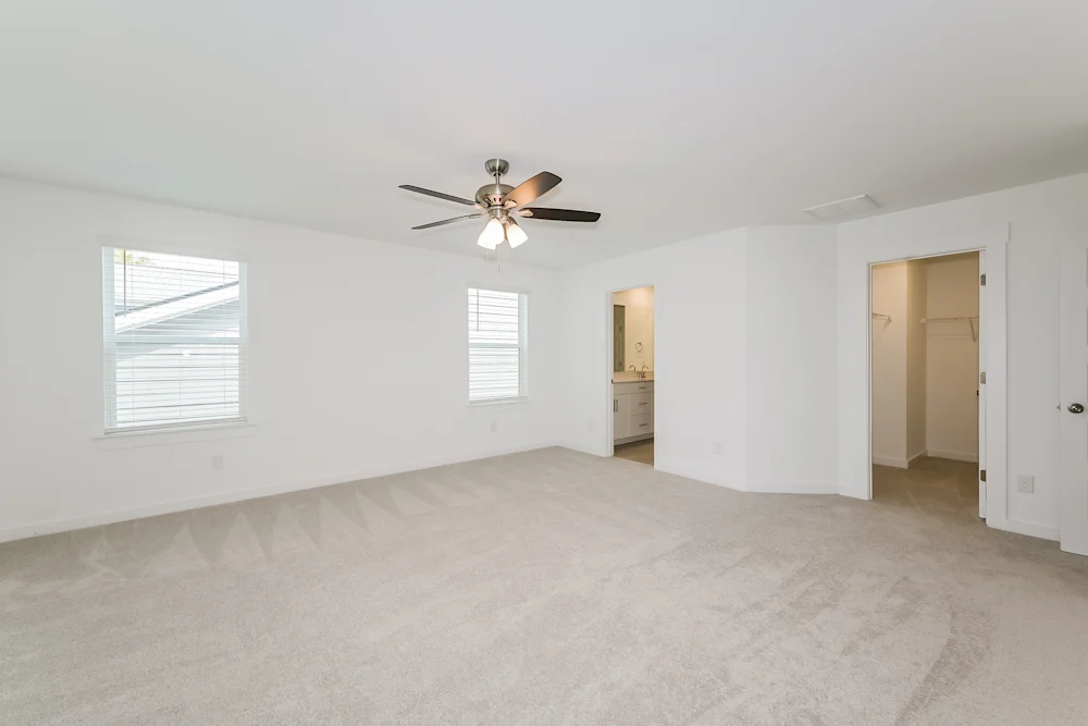 207 Crown Gardens Ct #NA - Photo 2 of 7