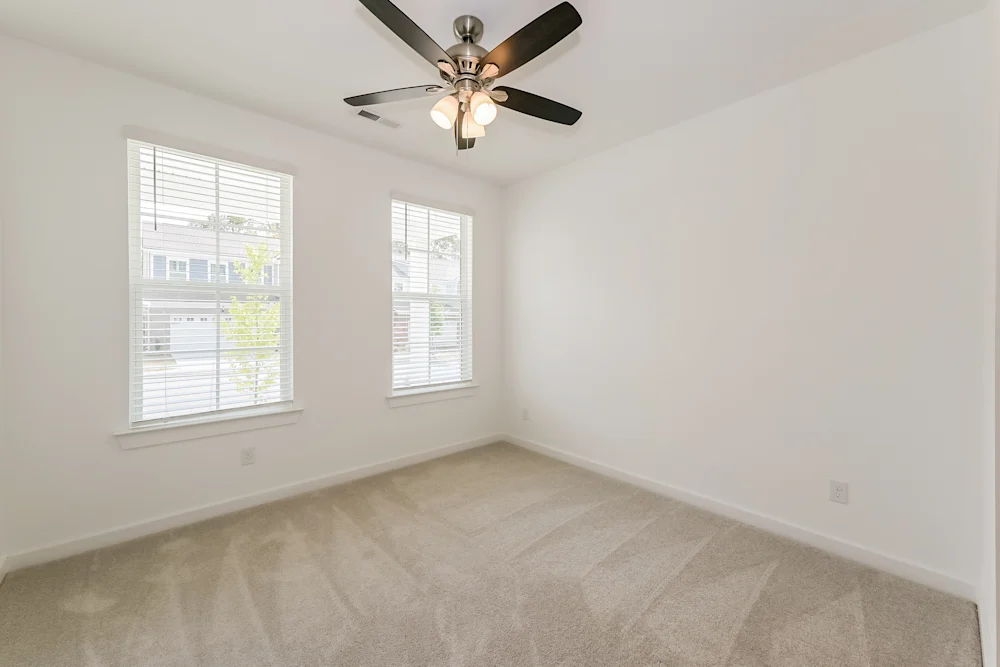 207 Crown Gardens Ct #NA - Photo 3 of 7