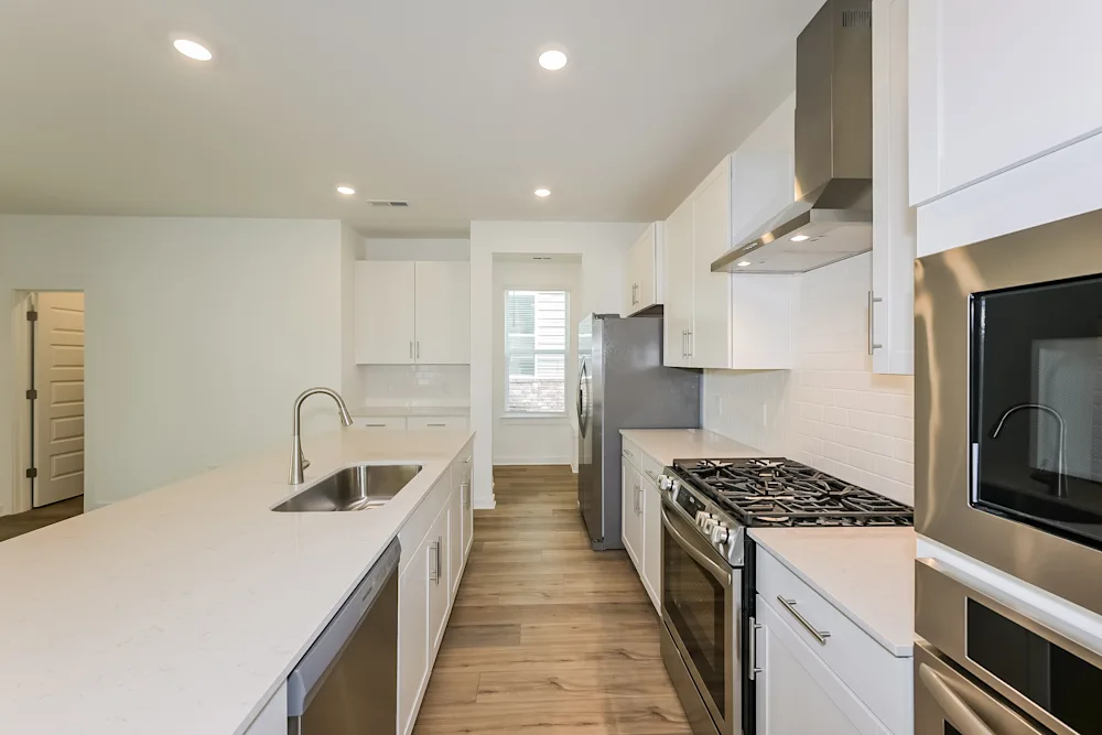 207 Crown Gardens Ct #NA - Photo 5 of 7