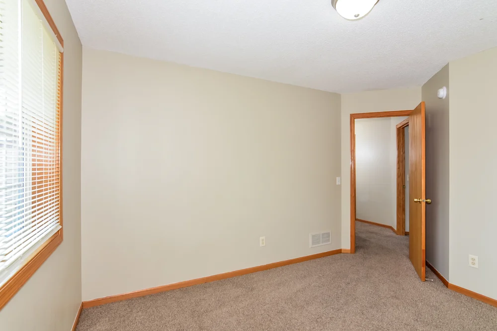 931 118th Ln Ne #NA - Photo 3 of 7