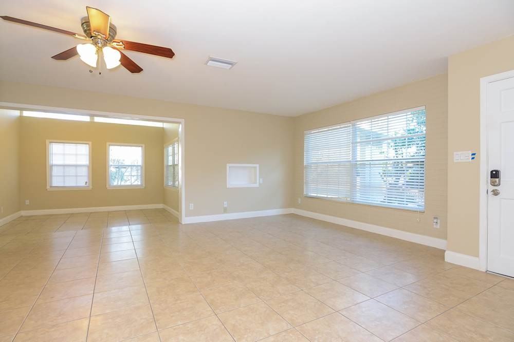 3707 Schwalbe Dr #NA - Photo 3 of 13