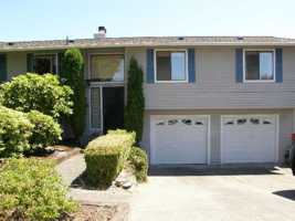 featured image of 4025 N Vassault St