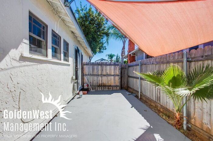 4244 Wilson Ave - Photo 3 of 22