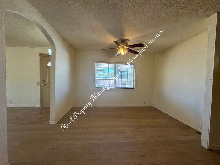 2804 Park Ave - Photo 4 of 18