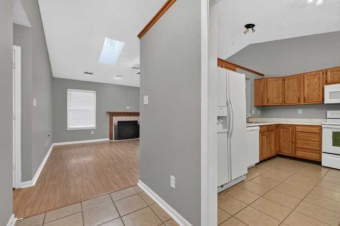 5943 Sycamore Forge Dr - Photo 3 of 19