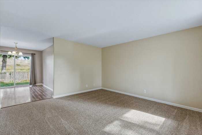 1865 Schneiter Dr - Photo 5 of 45