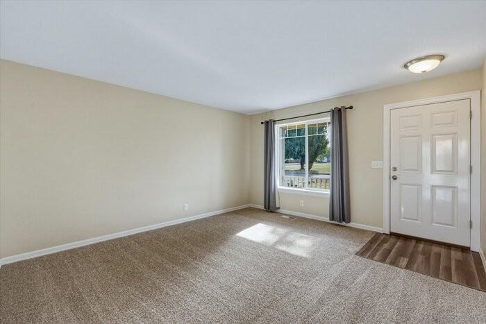 1865 Schneiter Dr - Photo 6 of 45