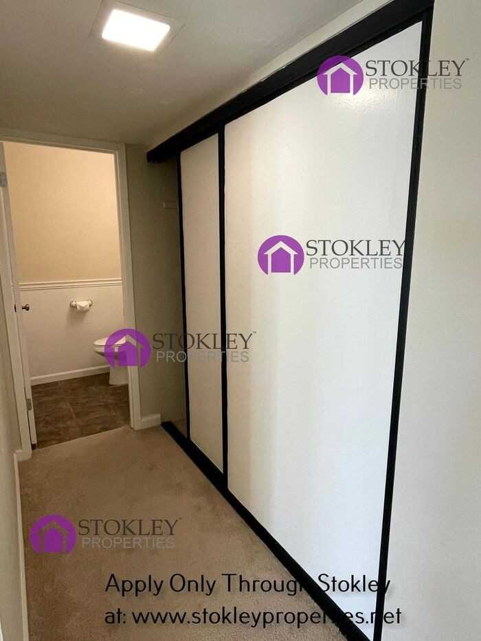 1810 Cole Ave - Photo 7 of 13