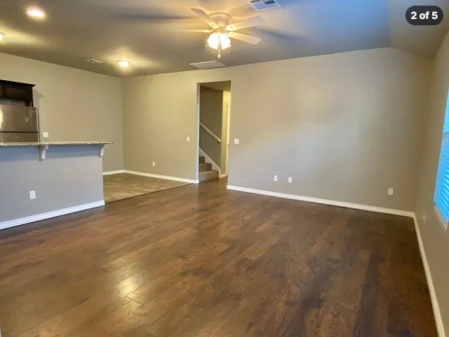 11110 Sw 5th St - Photo 2 of 5